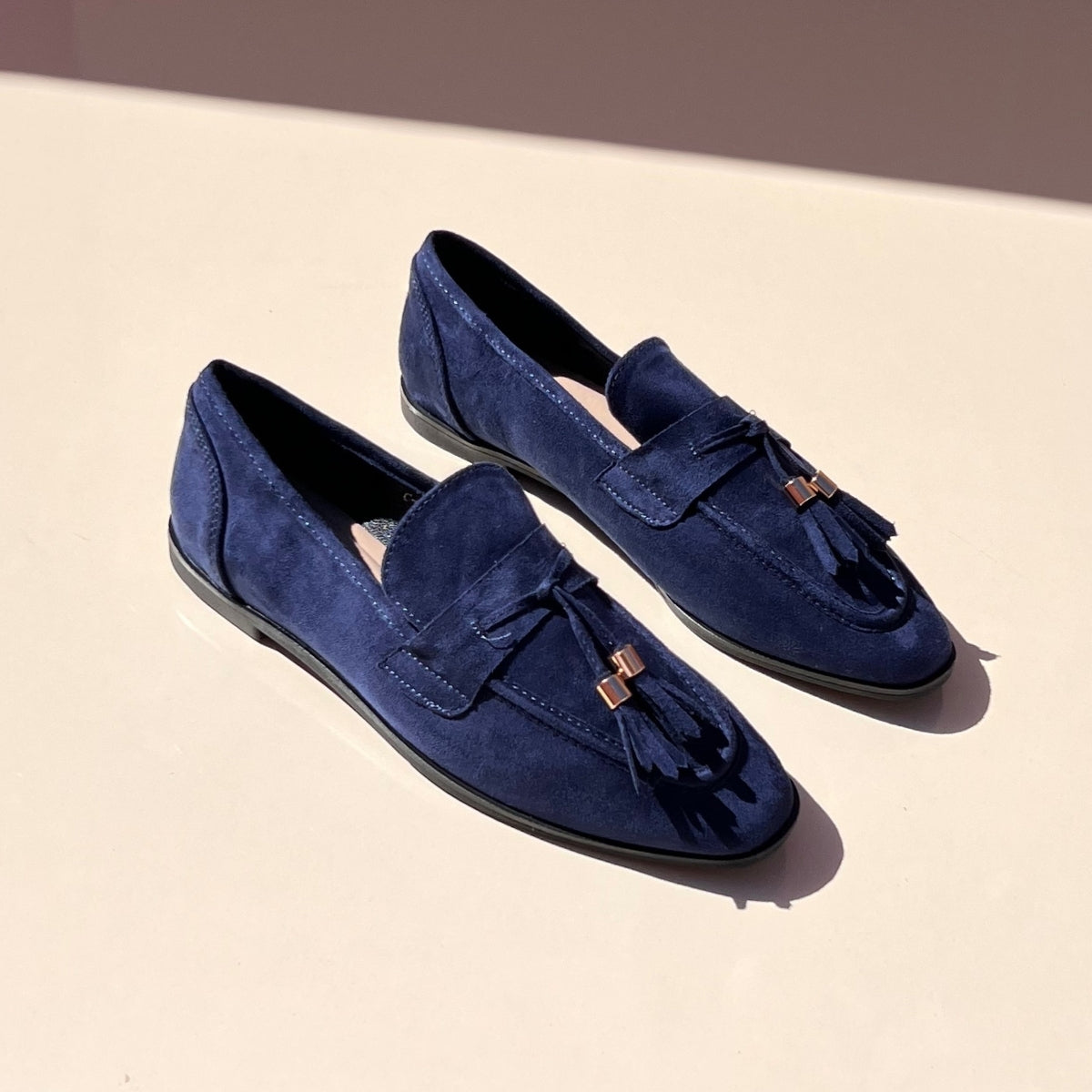 mocassin femme luxe, mocassins maroc, mocassins femme cuir , mocassin lora piana, mocassins casablanca, mocassin pour femme tendance,derbies femme, derbies femme maroc, derbies femme tamaris, derbies femme jonak,
ballerine femme , ballerine femme confortable, ballerine tendance, ballerine chanel, 
