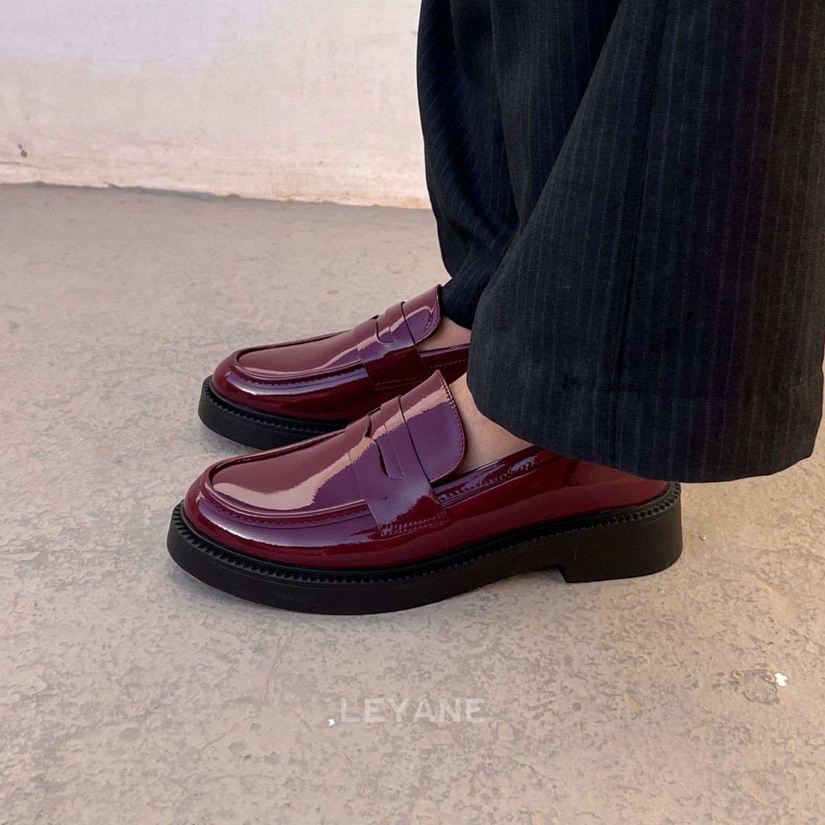 mocassin femme luxe, mocassins maroc, mocassins femme cuir , mocassin lora piana, mocassins casablanca, mocassin pour femme tendance,derbies femme, derbies femme maroc, derbies femme tamaris, derbies femme jonak,ballerine femme , ballerine femme confortable, ballerine tendance, ballerine chanel,
