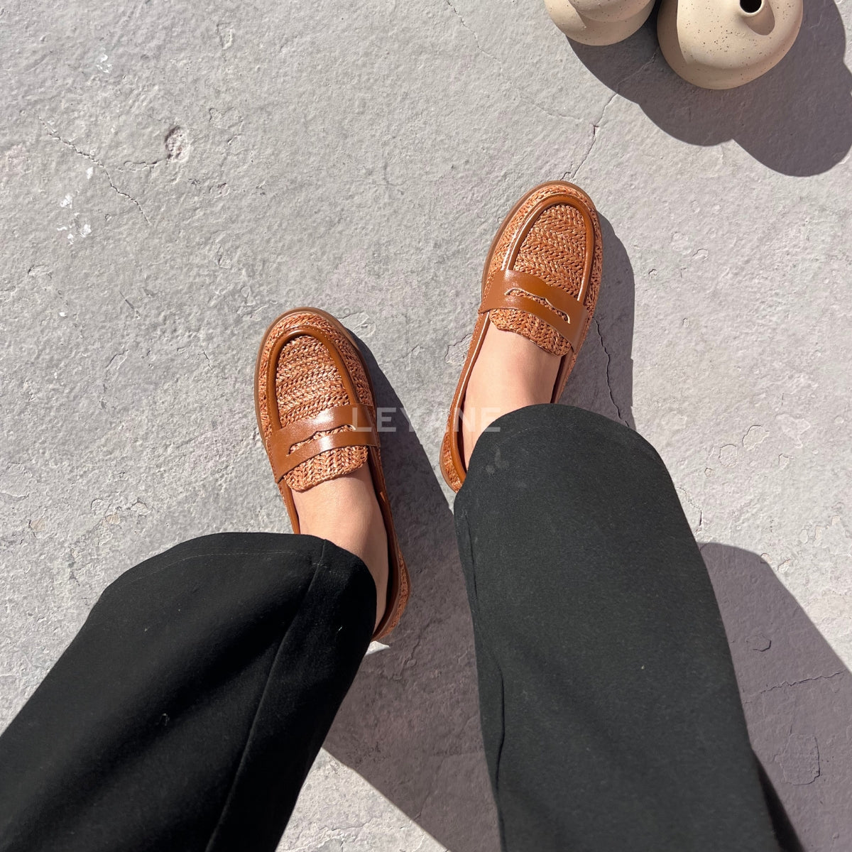 mocassin femme luxe, mocassins maroc, mocassins femme cuir , mocassin lora piana, mocassins casablanca, mocassin pour femme tendance,derbies femme, derbies femme maroc, derbies femme tamaris, derbies femme jonak,ballerine femme , ballerine femme confortable, ballerine tendance, ballerine chanel,
