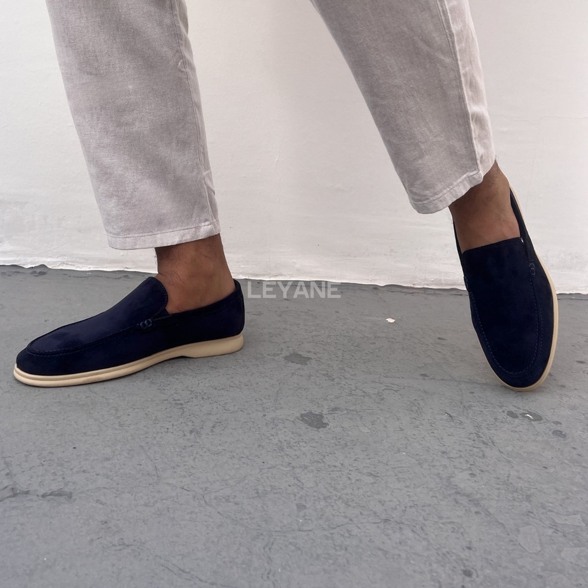 Mocassin homme luxe, mocassins homme Maroc, mocassins homme cuir, mocassin Loro Piana homme, mocassins homme Casablanca, mocassin homme tendance, mocassin homme élégant, mocassin homme italien, derbies homme, derbies homme Maroc, derbies homme cuir, derbies homme élégantes, derbies Tamaris homme, derbies Jonak homme, chaussures derby homme tendance, slipper homme cuir, chaussures confort homme, chaussures homme légères, mocassin souple homme, chaussures casual chic homme, slipper luxe homme style Chanel hom