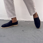 Mocassin homme luxe, mocassins homme Maroc, mocassins homme cuir, mocassin Loro Piana homme, mocassins homme Casablanca, mocassin homme tendance, mocassin homme élégant, mocassin homme italien, derbies homme, derbies homme Maroc, derbies homme cuir, derbies homme élégantes, derbies Tamaris homme, derbies Jonak homme, chaussures derby homme tendance, slipper homme cuir, chaussures confort homme, chaussures homme légères, mocassin souple homme, chaussures casual chic homme, slipper luxe homme style Chanel hom