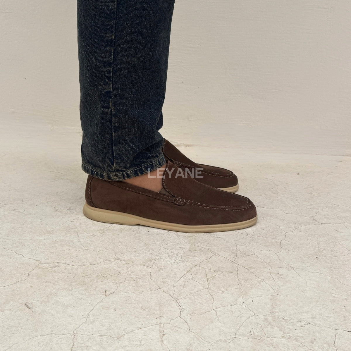 Mocassin homme luxe, mocassins homme Maroc, mocassins homme cuir, mocassin Loro Piana homme, mocassins homme Casablanca, mocassin homme tendance, mocassin homme élégant, mocassin homme italien, derbies homme, derbies homme Maroc, derbies homme cuir, derbies homme élégantes, derbies Tamaris homme, derbies Jonak homme, chaussures derby homme tendance, slipper homme cuir, chaussures confort homme, chaussures homme légères, mocassin souple homme, chaussures casual chic homme, slipper luxe homme style Chanel hom