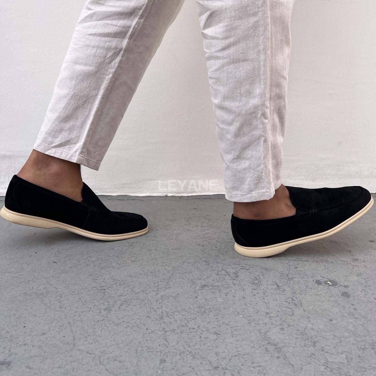 Mocassin homme luxe, mocassins homme Maroc, mocassins homme cuir, mocassin Loro Piana homme, mocassins homme Casablanca, mocassin homme tendance, mocassin homme élégant, mocassin homme italien, derbies homme, derbies homme Maroc, derbies homme cuir, derbies homme élégantes, derbies Tamaris homme, derbies Jonak homme, chaussures derby homme tendance, slipper homme cuir, chaussures confort homme, chaussures homme légères, mocassin souple homme, chaussures casual chic homme, slipper luxe homme style Chanel hom