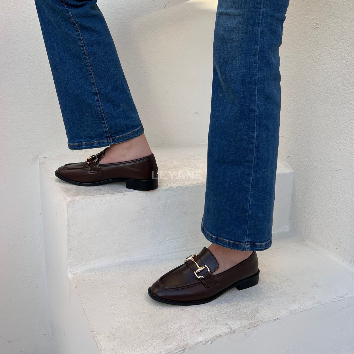 mocassin femme luxe, mocassins maroc, mocassins femme cuir , mocassin lora piana, mocassins casablanca, mocassin pour femme tendance,derbies femme, derbies femme maroc, derbies femme tamaris, derbies femme jonak,ballerine femme , ballerine femme confortable, ballerine tendance, ballerine chanel,
