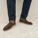 Mocassin homme luxe, mocassins homme Maroc, mocassins homme cuir, mocassin Loro Piana homme, mocassins homme Casablanca, mocassin homme tendance, mocassin homme élégant, mocassin homme italien, derbies homme, derbies homme Maroc, derbies homme cuir, derbies homme élégantes, derbies Tamaris homme, derbies Jonak homme, chaussures derby homme tendance, slipper homme cuir, chaussures confort homme, chaussures homme légères, mocassin souple homme, chaussures casual chic homme, slipper luxe homme style Chanel hom