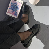 mocassin femme luxe, mocassins maroc, mocassins femme cuir , mocassin lora piana, mocassins casablanca, mocassin pour femme tendance,derbies femme, derbies femme maroc, derbies femme tamaris, derbies femme jonak,ballerine femme , ballerine femme confortable, ballerine tendance, ballerine chanel,