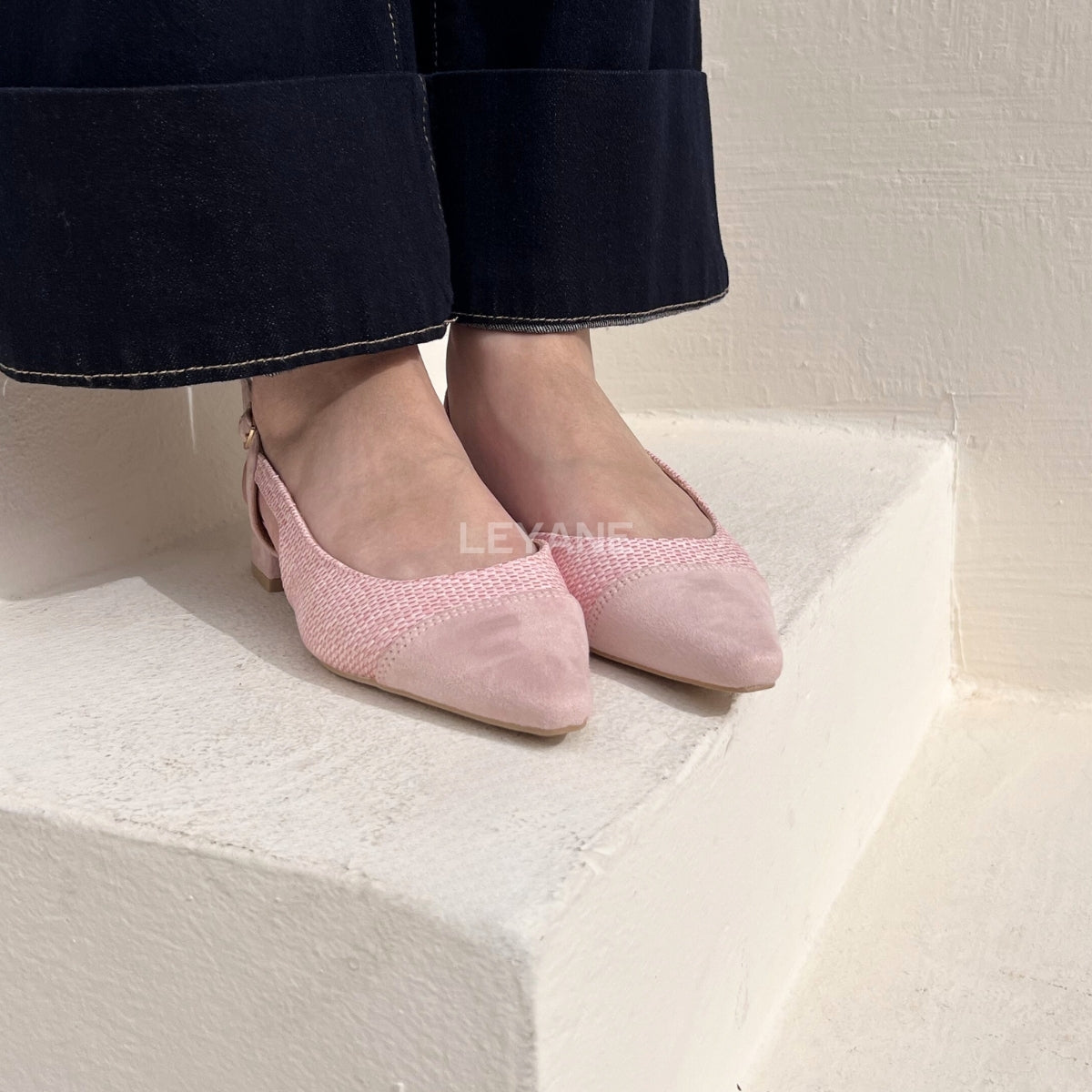 mocassin femme luxe, mocassins maroc, mocassins femme cuir , mocassin lora piana, mocassins casablanca, mocassin pour femme tendance,derbies femme, derbies femme maroc, derbies femme tamaris, derbies femme jonak,ballerine femme , ballerine femme confortable, ballerine tendance, ballerine chanel
