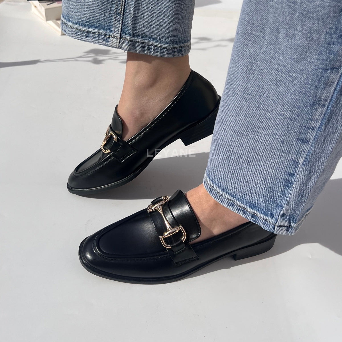 mocassin femme luxe, mocassins maroc, mocassins femme cuir , mocassin lora piana, mocassins casablanca, mocassin pour femme tendance,derbies femme, derbies femme maroc, derbies femme tamaris, derbies femme jonak,ballerine femme , ballerine femme confortable, ballerine tendance, ballerine chanel