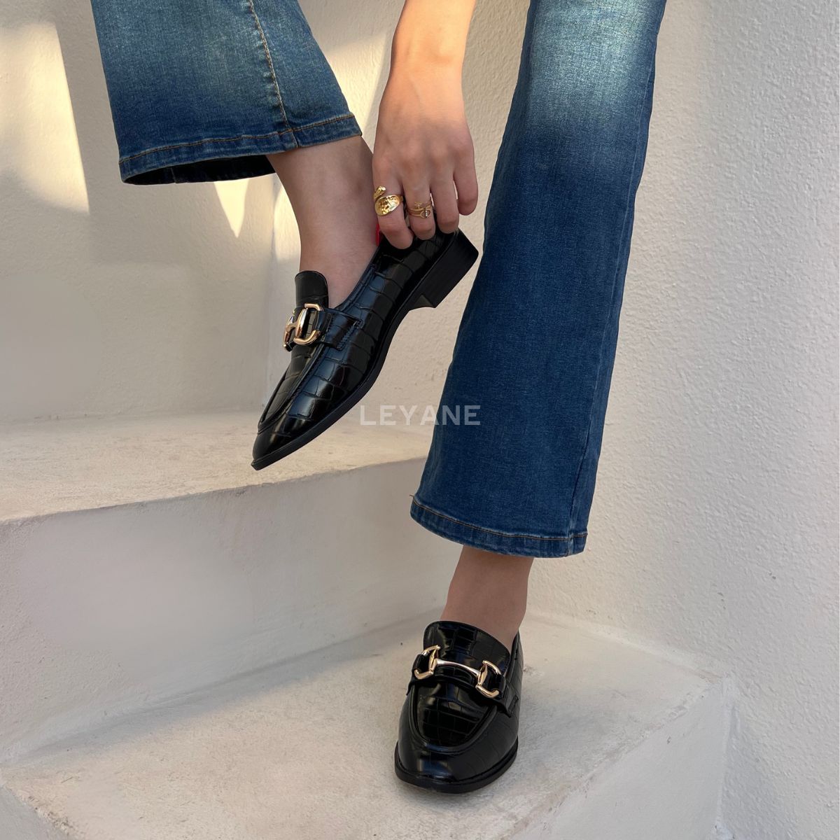 mocassin femme luxe, mocassins maroc, mocassins femme cuir , mocassin lora piana, mocassins casablanca, mocassin pour femme tendance,derbies femme, derbies femme maroc, derbies femme tamaris, derbies femme jonak,ballerine femme , ballerine femme confortable, ballerine tendance, ballerine chanel,
