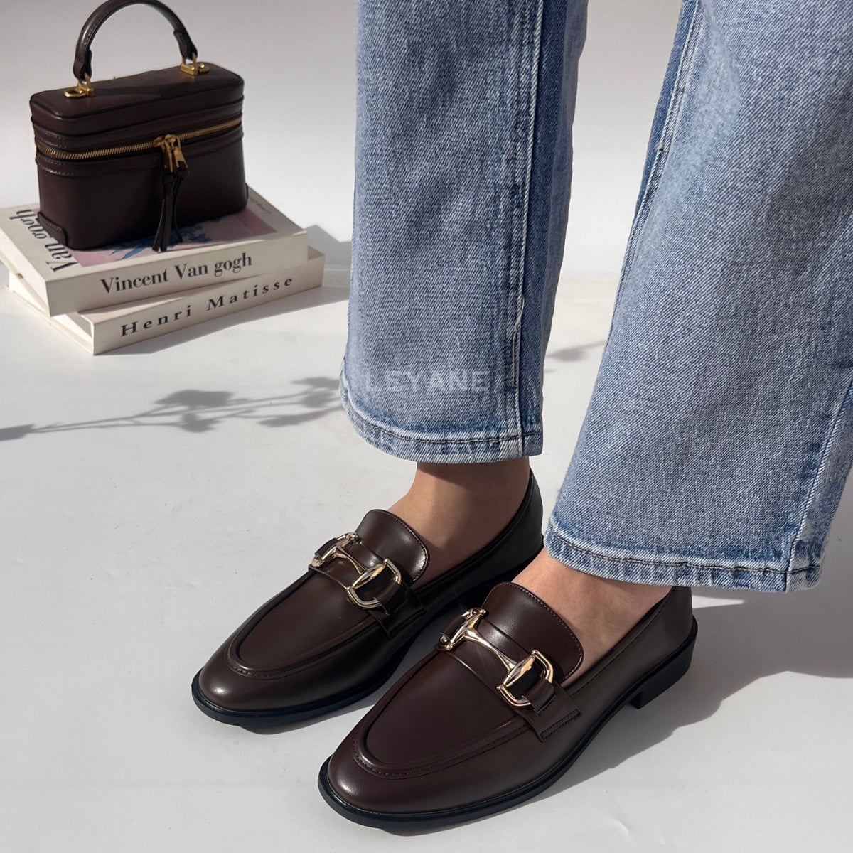 mocassin femme luxe, mocassins maroc, mocassins femme cuir , mocassin lora piana, mocassins casablanca, mocassin pour femme tendance,derbies femme, derbies femme maroc, derbies femme tamaris, derbies femme jonak,ballerine femme , ballerine femme confortable, ballerine tendance, ballerine chanel