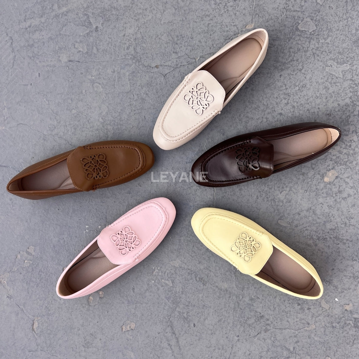 mocassin femme luxe, mocassins maroc, mocassins femme cuir , mocassin lora piana, mocassins casablanca, mocassin pour femme tendance,derbies femme, derbies femme maroc, derbies femme tamaris, derbies femme jonak,ballerine femme , ballerine femme confortable, ballerine tendance, ballerine chanel

