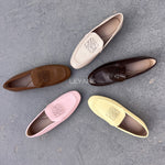 mocassin femme luxe, mocassins maroc, mocassins femme cuir , mocassin lora piana, mocassins casablanca, mocassin pour femme tendance,derbies femme, derbies femme maroc, derbies femme tamaris, derbies femme jonak,ballerine femme , ballerine femme confortable, ballerine tendance, ballerine chanel
