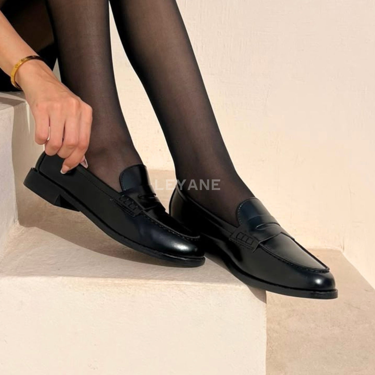 mocassin femme luxe, mocassins maroc, mocassins femme cuir , mocassin lora piana, mocassins casablanca, mocassin pour femme tendance,derbies femme, derbies femme maroc, derbies femme tamaris, derbies femme jonak,ballerine femme , ballerine femme confortable, ballerine tendance, ballerine chanel
