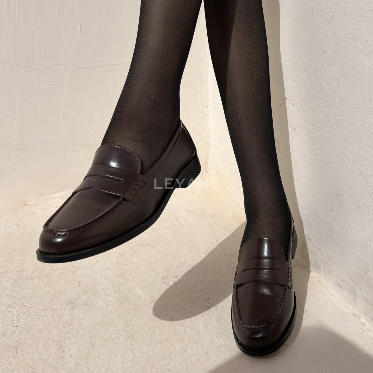 mocassin femme luxe, mocassins maroc, mocassins femme cuir , mocassin lora piana, mocassins casablanca, mocassin pour femme tendance,derbies femme, derbies femme maroc, derbies femme tamaris, derbies femme jonak,ballerine femme , ballerine femme confortable, ballerine tendance, ballerine chanel
