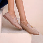 mocassin femme luxe, mocassins maroc, mocassins femme cuir , mocassin lora piana, mocassins casablanca, mocassin pour femme tendance,derbies femme, derbies femme maroc, derbies femme tamaris, derbies femme jonak,ballerine femme , ballerine femme confortable, ballerine tendance, ballerine chanel
