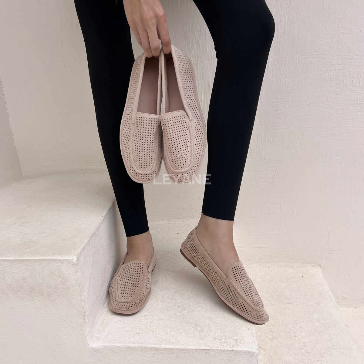 mocassin femme luxe, mocassins maroc, mocassins femme cuir , mocassin lora piana, mocassins casablanca, mocassin pour femme tendance,derbies femme, derbies femme maroc, derbies femme tamaris, derbies femme jonak,ballerine femme , ballerine femme confortable, ballerine tendance, ballerine chanel
