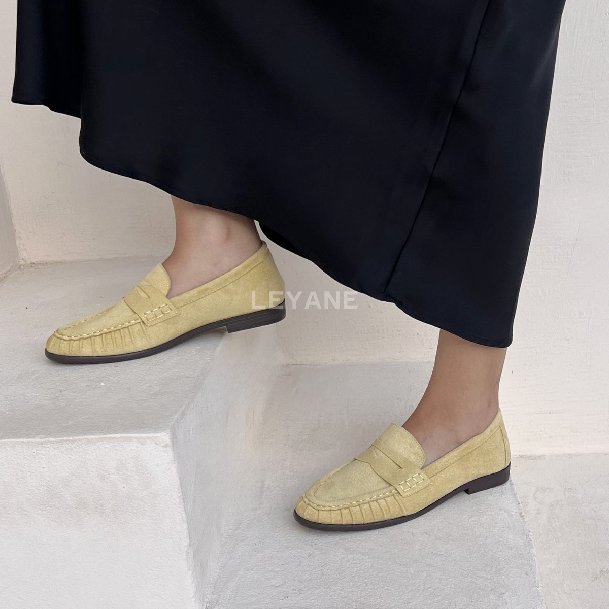 mocassin femme luxe, mocassins maroc, mocassins femme cuir , mocassin lora piana, mocassins casablanca, mocassin pour femme tendance,derbies femme, derbies femme maroc, derbies femme tamaris, derbies femme jonak,ballerine femme , ballerine femme confortable, ballerine tendance, ballerine chanel
