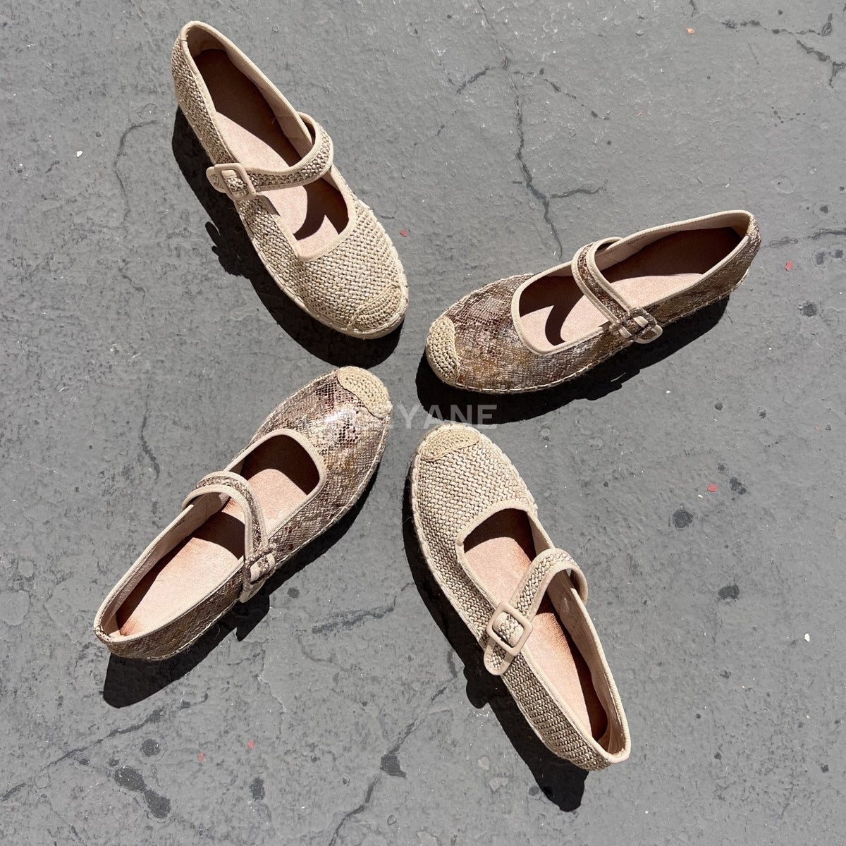 mocassin femme luxe, mocassins maroc, mocassins femme cuir , mocassin lora piana, mocassins casablanca, mocassin pour femme tendance,derbies femme, derbies femme maroc, derbies femme tamaris, derbies femme jonak,ballerine femme , ballerine femme confortable, ballerine tendance, ballerine chanel
