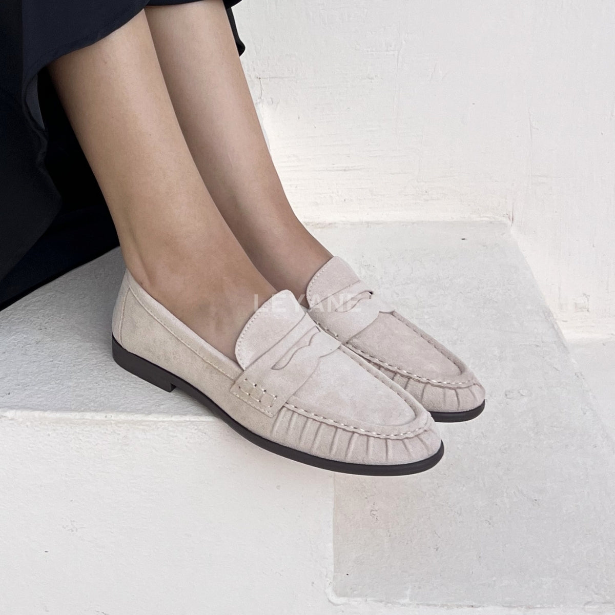 mocassin femme luxe, mocassins maroc, mocassins femme cuir , mocassin lora piana, mocassins casablanca, mocassin pour femme tendance,derbies femme, derbies femme maroc, derbies femme tamaris, derbies femme jonak,ballerine femme , ballerine femme confortable, ballerine tendance, ballerine chanel
