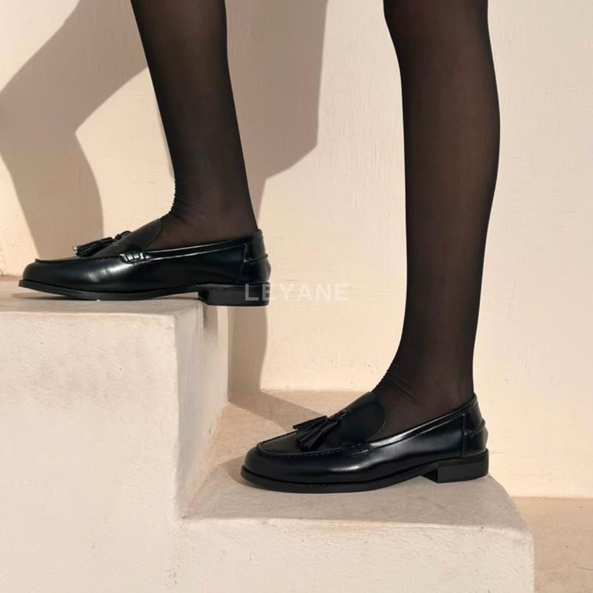 mocassin femme luxe, mocassins maroc, mocassins femme cuir , mocassin lora piana, mocassins casablanca, mocassin pour femme tendance,derbies femme, derbies femme maroc, derbies femme tamaris, derbies femme jonak,ballerine femme , ballerine femme confortable, ballerine tendance, ballerine chanel
