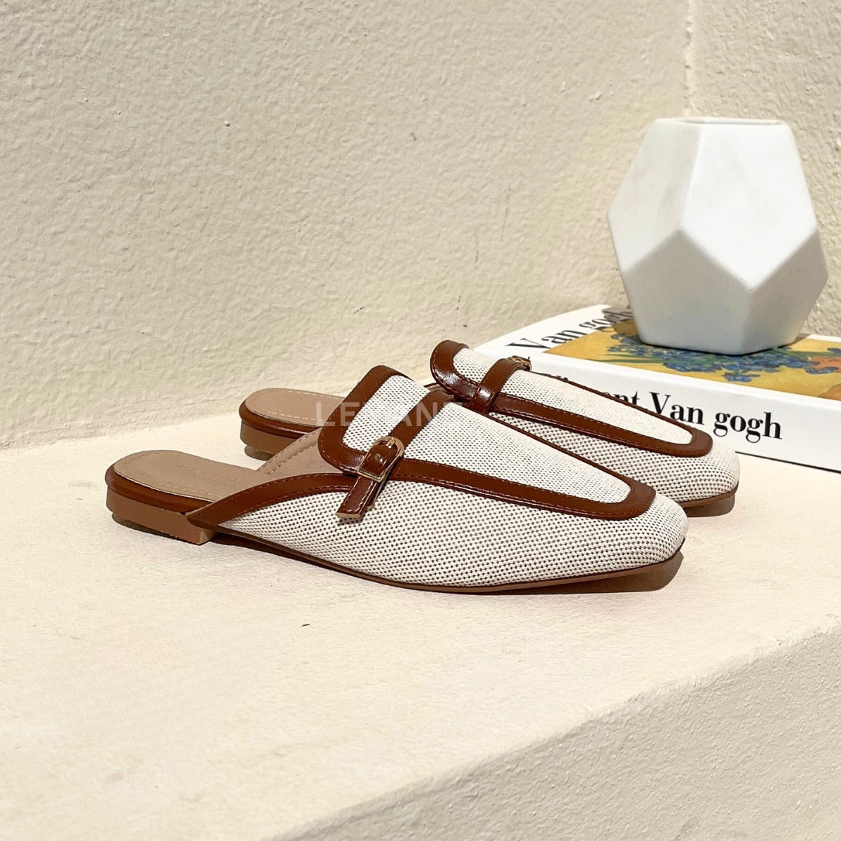 sandale plate, sandale maroc , sandale chunky, chaussures maroc, sandale femme, sandale zara, sandale été, sandals confortables, mules en daim, mules en crochets, mules maroc, mules femmes, mules tendance, sandale et mule, sabots femme
