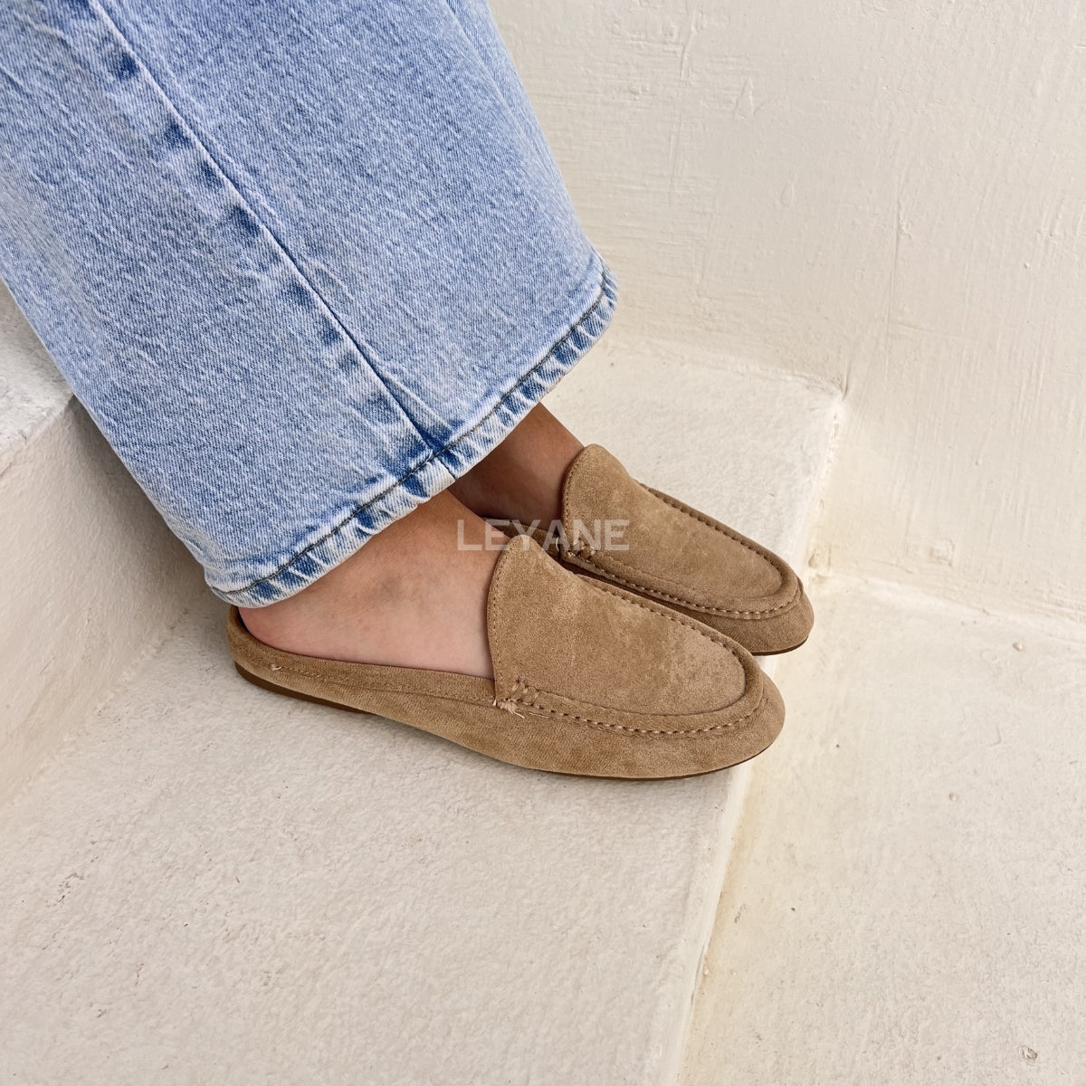 mule birkenstock, mule pour femmes, chaussures femmes maroc, chaussures en ligne pour femmes maroc, mule hiver, sabot, sabot birkenstock, sabot femmes maroc, sabot pour sortir, sabot casual
