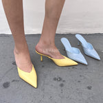 sandales à talons, sandales talon femme, sandales à talon carré, sandales à talon large, sandales à talon épais, sandales à talon haut, sandales à talon moyen, sandales confortables, sandales élégantes femme, sandales chic, sandales tendance, sandales été femme, sandales habillées, sandales minimalistes, sandales modernes, sandales ouvertes, sandales à brides, sandales bride cheville, sandales plateforme, sandales chunky talon, sandales fashion, sandales casual chic, sandales soirée, sandales style marocain