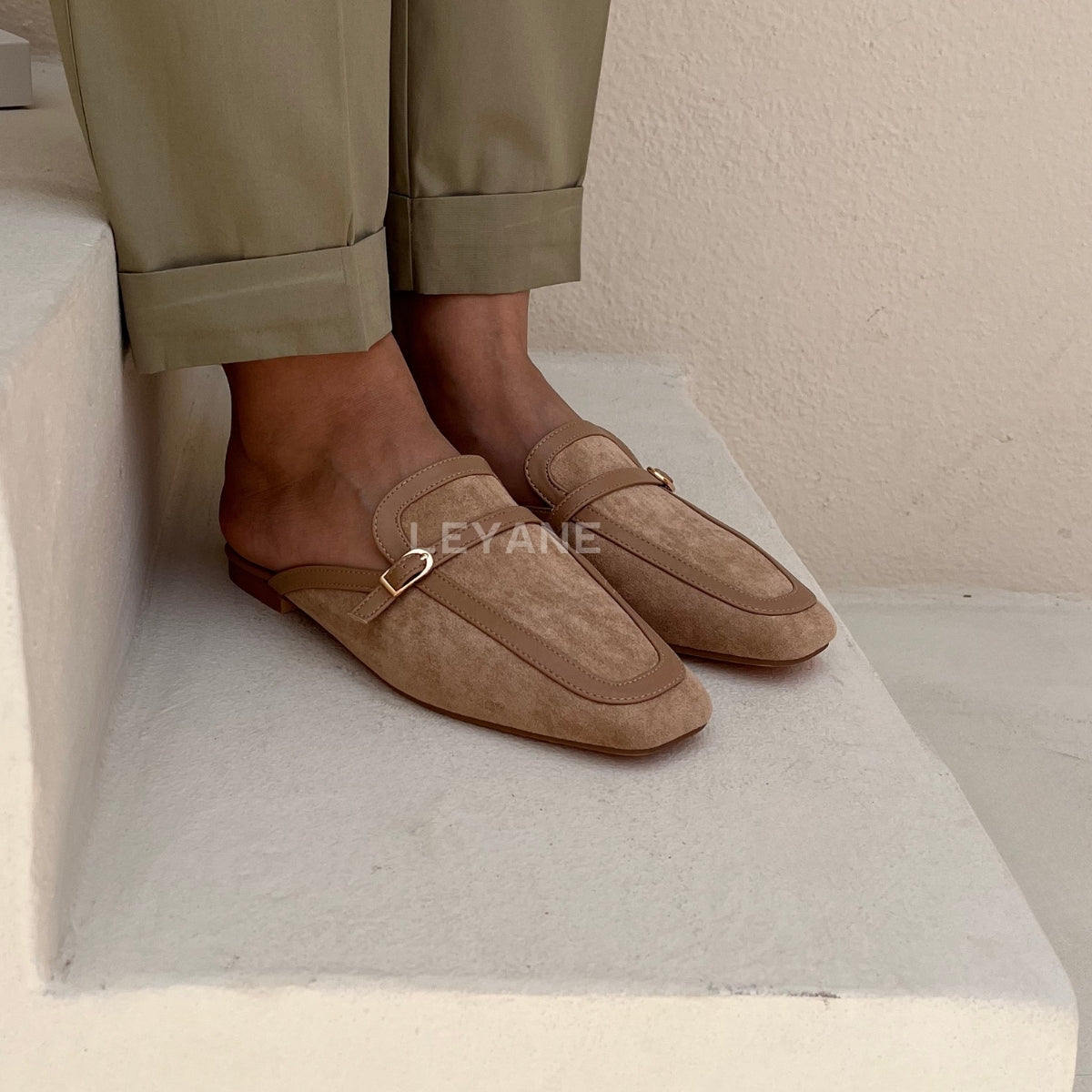 sandale plate, sandale maroc , sandale chunky, chaussures maroc, sandale femme, sandale zara, sandale été, sandals confortables, mules en daim, mules en crochets, mules maroc, mules femmes, mules tendance, sandale et mule, sabots femme
