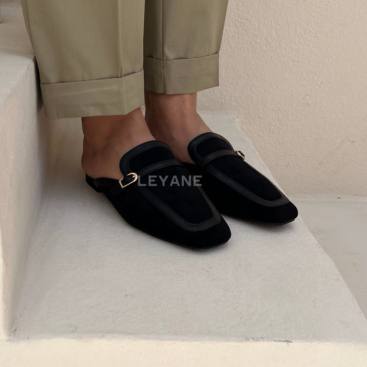 sandale plate, sandale maroc , sandale chunky, chaussures maroc, sandale femme, sandale zara, sandale été, sandals confortables, mules en daim, mules en crochets, mules maroc, mules femmes, mules tendance, sandale et mule, sabots femme
