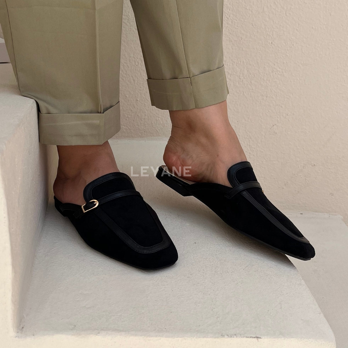 sandale plate, sandale maroc , sandale chunky, chaussures maroc, sandale femme, sandale zara, sandale été, sandals confortables, mules en daim, mules en crochets, mules maroc, mules femmes, mules tendance, sandale et mule, sabots femme
