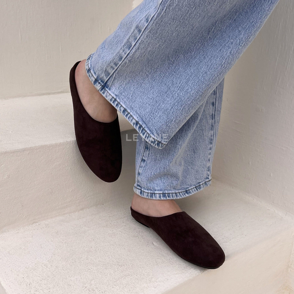 mule birkenstock, mule pour femmes, chaussures femmes maroc, chaussures en ligne pour femmes maroc, mule hiver, sabot, sabot birkenstock, sabot femmes maroc, sabot pour sortir, sabot casual
