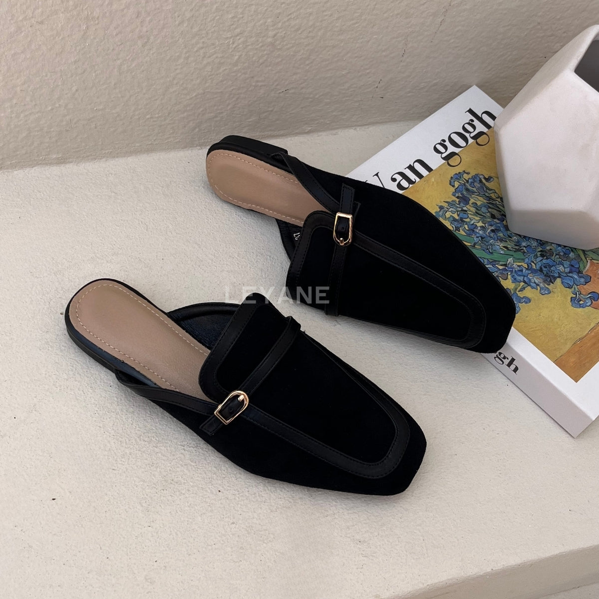sandale plate, sandale maroc , sandale chunky, chaussures maroc, sandale femme, sandale zara, sandale été, sandals confortables, mules en daim, mules en crochets, mules maroc, mules femmes, mules tendance, sandale et mule, sabots femme
