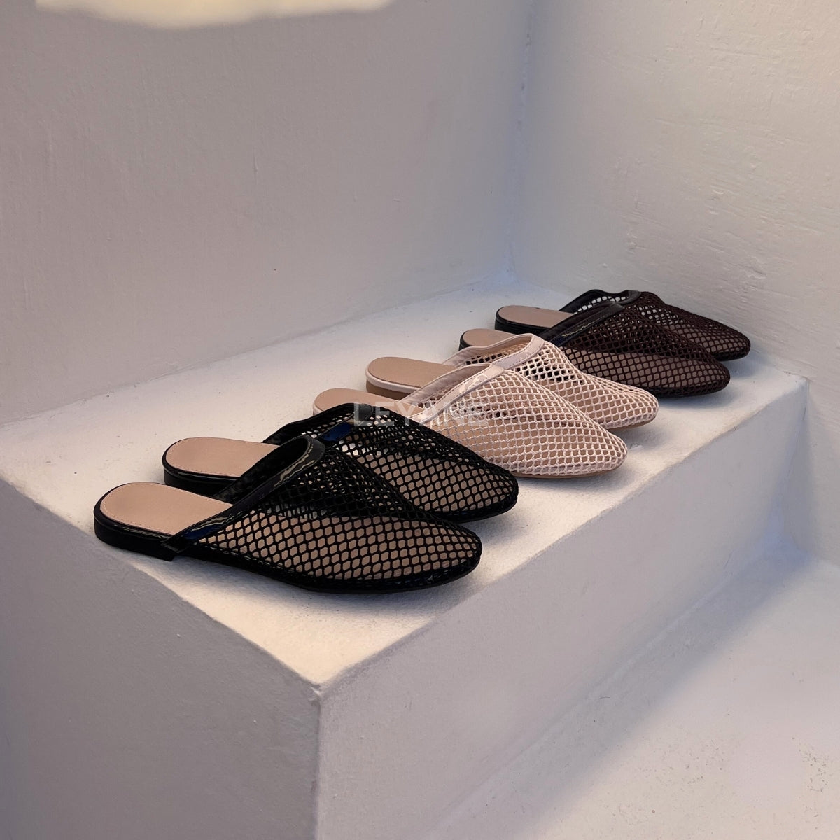sandale plate, sandale maroc , sandale chunky, chaussures maroc, sandale femme, sandale zara, sandale été, sandals confortables, mules en daim, mules en crochets, mules maroc, mules femmes, mules tendance, sandale et mule, sabots femme
