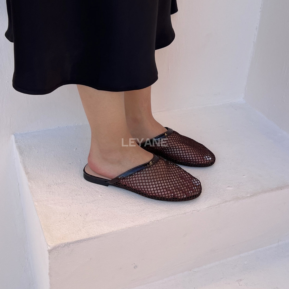 sandale plate, sandale maroc , sandale chunky, chaussures maroc, sandale femme, sandale zara, sandale été, sandals confortables, mules en daim, mules en crochets, mules maroc, mules femmes, mules tendance, sandale et mule, sabots femme
