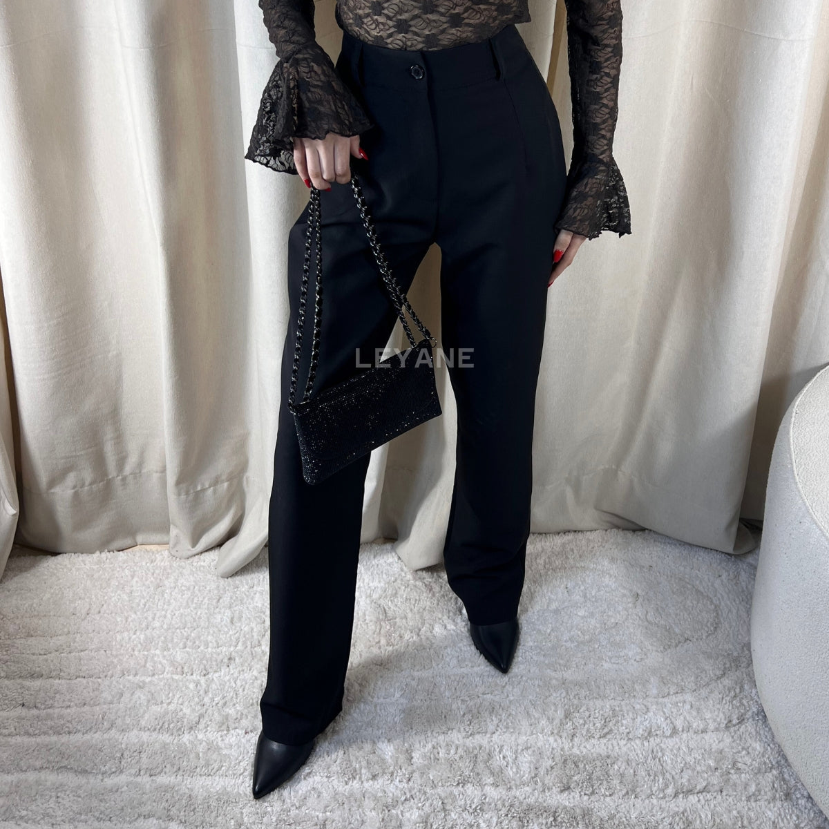 pantalon, pantalon femme, pantalon femme maroc, pantalon leyane, pantalon fluide, pantalon wide fit, pantalon classe femme, pantalon en ligne, pantalon femme en ligne, pantalon taille haute, pantalon wide fit, pantalon costume femme
