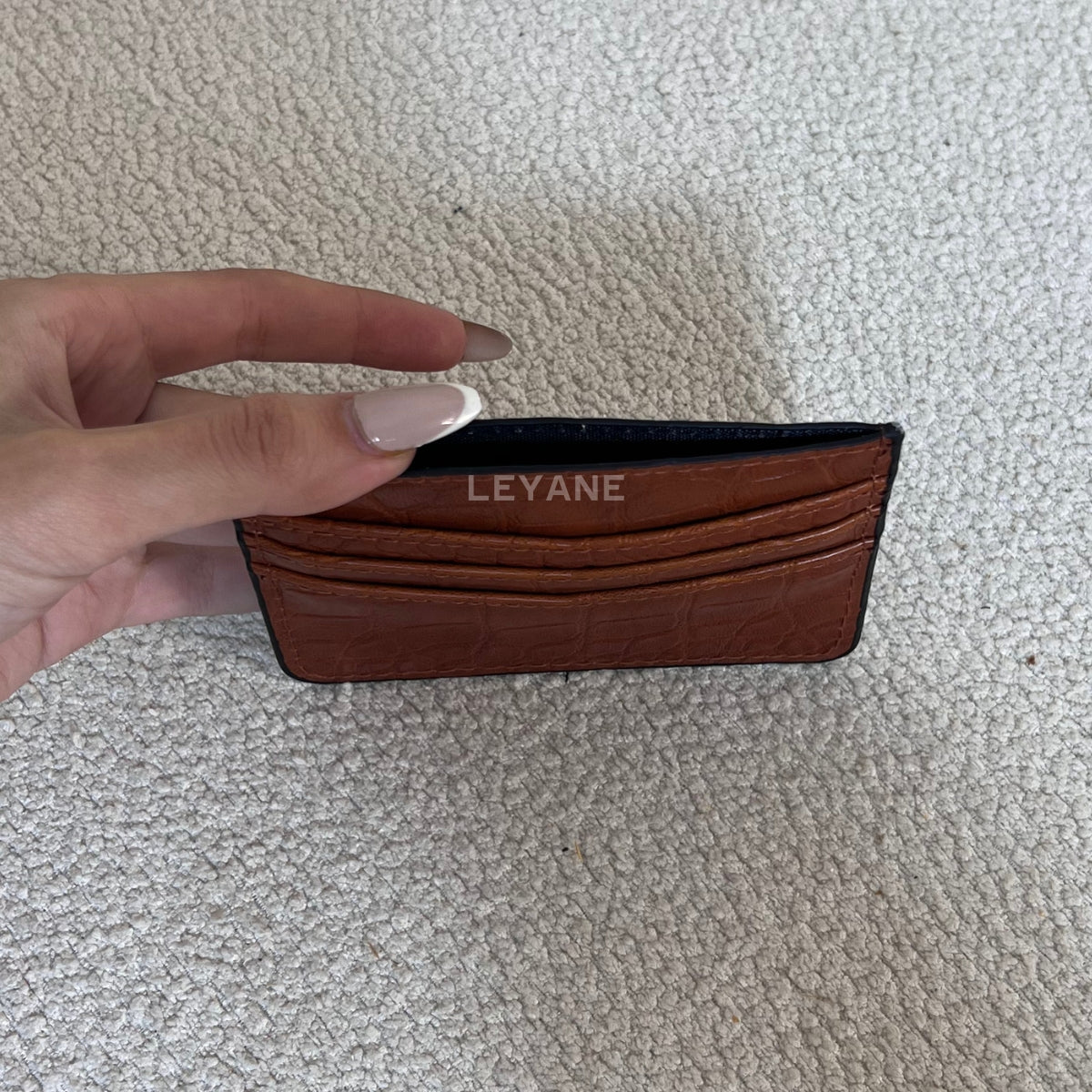 porte-monnaie femme,porte-monnaie cuir,porte-monnaie effet croco,porte-monnaie maroc,porte-monnaie tendance,porte-monnaie minimaliste,porte-monnaie chic,porte-monnaie compact,porte-monnaie plat,porte-monnaie petit format,porte-cartes femme,porte-cartes cuir,porte-cartes effet crocodile,porte-cartes élégant,porte-cartes minimal,porte-cartes luxe,porte-cartes pratique,
accessoires femme,petite maroquinerie femme,porte-monnaie zara style,porte-cartes moderne,porte-monnaie quotidien
