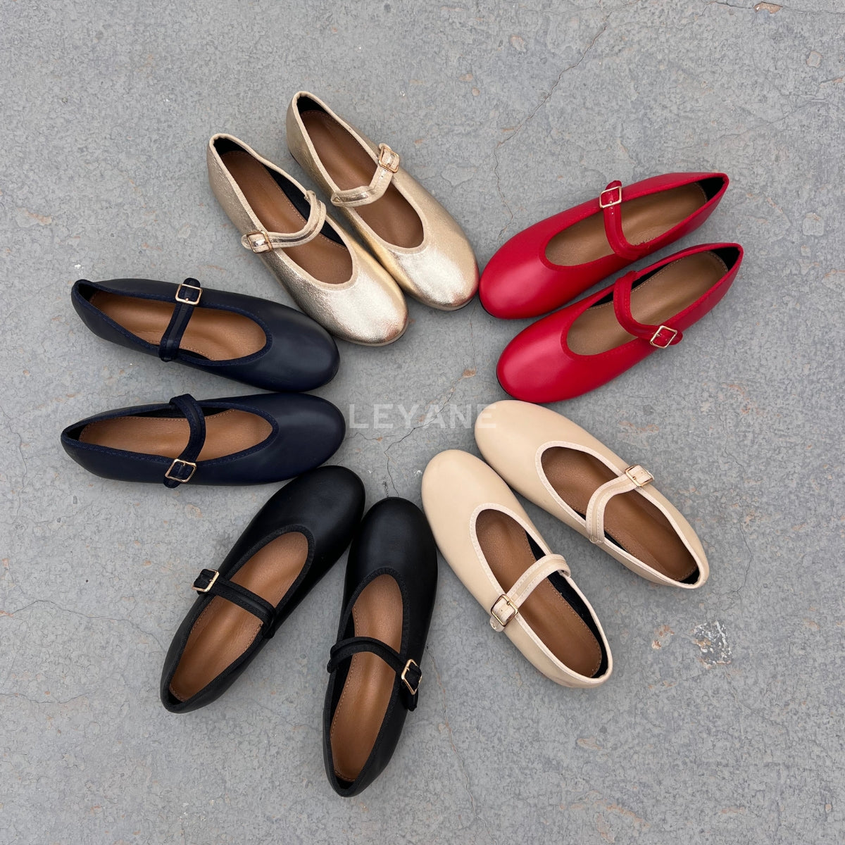ballerines femmes, ballerines slingback, ballerines femmes maroc, ballerine en ligne, ballerine en daim, ballerine pour femme, ballerine en ligne, ballerines femme, ballerine maroc en ligne, ballerine zara, ballerine stradivarius
