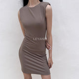 robe femme, robe soirée, robe à sequins, robe dos nu, robe événement, robe habillée, robe chic, robe élégante, robe tendance, robe en ligne, robe noire, robe marron, robe brillante, robe glamour, robe courte, robe longue, robe midi, robe ajustée, robe fluide, robe moderne, robe fashion, robe party, robe femme maroc, robe maroc, robe leyane, robe leyane maroc, robe marrakech, robe casablanca, robe rabat, robe fes, robe tanger, robe agadir, outfit femme, outfit soirée, outfit chic, outfit for a date, ootd
