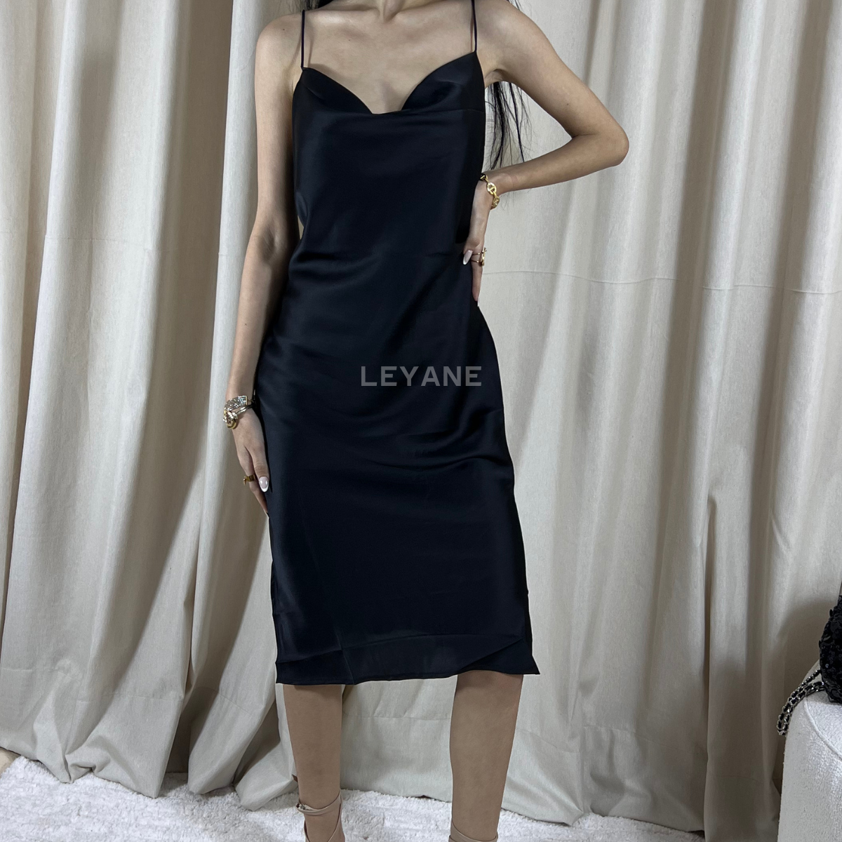 robe soirée, robe sequin, robe evenement, robe en ligne, robe marron, robe noir, robe zara, robe en ligne, robe leyane, robe courte, robe longue, robe femme maroc, robe leyane maroc, robe marrakech, robe casablanca,  robe fes, robe tanger, robe agadir, outfit for a date, ootd