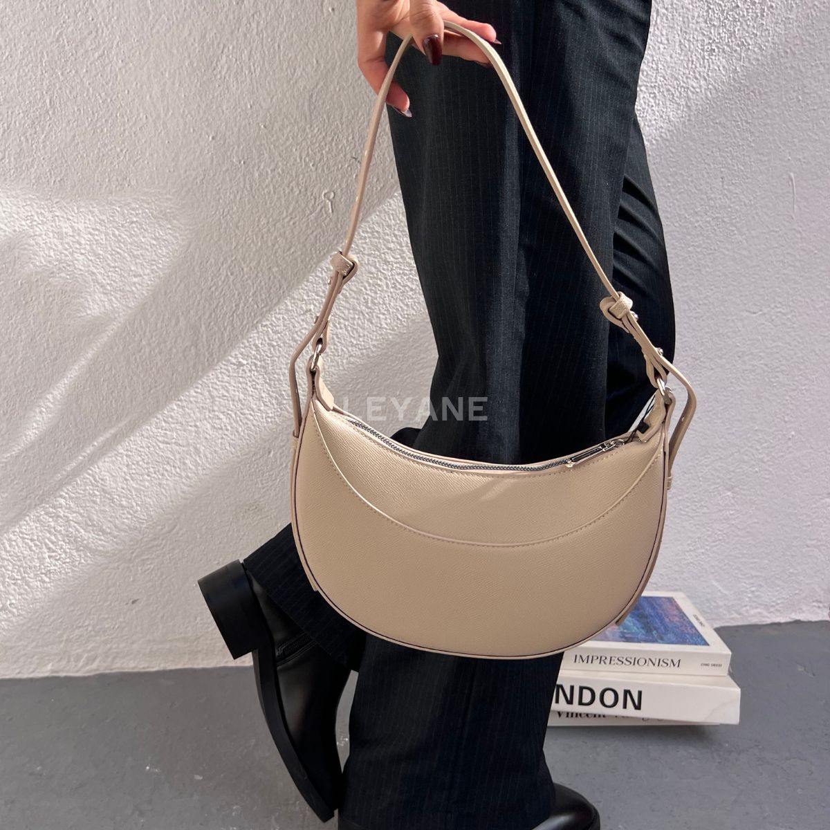 sac à main, sac maroc, sac en ligne, sac femmes, sac pour femme en ligne, sac femme maroc en ligne, sac leyane, sac à bandoulière, maroquinerie maroc, cabas, pochette pour femmes, sac en ligne maroc, sac zara, sac parfois, sac stradivarus, sac torry burch, sac mickael kors