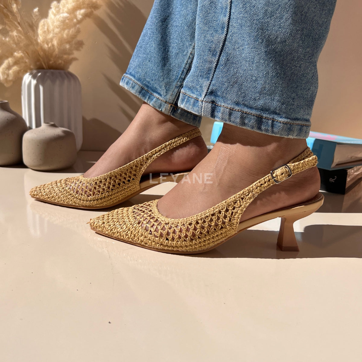 escarpin femme maroc,escarpin maroc online, escarpin femme luxe, escarpins femme demi talon,chaussures femmes, aldo; chaussures maroc, sandale talon, chaussures zara, keyza, eram, basket femme, couleur ,tendance,talon ,confortable,tendance,mi-talons,chanel,style,talon femme luxe, talon femme,talon femme maroc, slingback, slingback maroc, slingback chanel,slingback shoes, escarpins slingback, slingback jonak, slingback femme,babies femme
