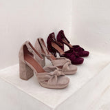 sandales à talons, sandales talon femme, sandales à talon carré, sandales à talon large, sandales à talon épais, sandales à talon haut, sandales à talon moyen, sandales confortables, sandales élégantes femme, sandales chic, sandales tendance, sandales été femme, sandales habillées, sandales minimalistes, sandales modernes, sandales ouvertes, sandales à brides, sandales bride cheville, sandales plateforme, sandales chunky talon, sandales fashion, sandales casual chic, sandales soirée, sandales style marocain