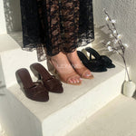 sandales à talons, sandales talon femme, sandales à talon carré, sandales à talon large, sandales à talon épais, sandales à talon haut, sandales à talon moyen, sandales confortables, sandales élégantes femme, sandales chic, sandales tendance, sandales été femme, sandales habillées, sandales minimalistes, sandales modernes, sandales ouvertes, sandales à brides, sandales bride cheville, sandales plateforme, sandales chunky talon, sandales fashion, sandales casual chic, sandales soirée, sandales style marocain