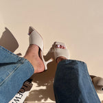 escarpin femme maroc,escarpin maroc online, escarpin femme luxe, escarpins femme demi talon,chaussures femmes, aldo; chaussures maroc, sandale talon, chaussures zara, keyza, eram, basket femme, couleur ,tendance,talon ,confortable,tendance,mi-talons,chanel,style,talon femme luxe, talon femme,talon femme maroc, slingback, slingback maroc, slingback chanel,slingback shoes, escarpins slingback, slingback jonak, slingback femme,babies femme
