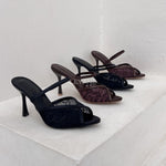 sandales à talons, sandales talon femme, sandales à talon carré, sandales à talon large, sandales à talon épais, sandales à talon haut, sandales à talon moyen, sandales confortables, sandales élégantes femme, sandales chic, sandales tendance, sandales été femme, sandales habillées, sandales minimalistes, sandales modernes, sandales ouvertes, sandales à brides, sandales bride cheville, sandales plateforme, sandales chunky talon, sandales fashion, sandales casual chic, sandales soirée, sandales style marocain