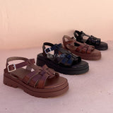sandale plate, sandale maroc , sandale chunky, chaussures maroc, sandale femme, sandale zara, sandale été, sandals confortables, mules en daim, mules en crochets, mules maroc, mules femmes, mules tendance, sandale et mule, sabots femme
