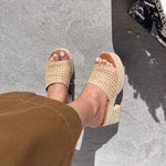 escarpin femme maroc,escarpin maroc online, escarpin femme luxe, escarpins femme demi talon,chaussures femmes, aldo; chaussures maroc, sandale talon, chaussures zara, keyza, eram, basket femme, couleur ,tendance,talon ,confortable,tendance,mi-talons,chanel,style,talon femme luxe, talon femme,talon femme maroc, slingback, slingback maroc, slingback chanel,slingback shoes, escarpins slingback, slingback jonak, slingback femme,babies femme