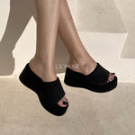 sandale compensée, sandale plateforme, sandale femme compensée, sandale été femme, sandale confortable, sandale tendance, sandale maroc, chaussures maroc femme, sandale chic été, sandale casual, sandale chunky, sandale plate femme, sandales confortables, sandale mode femme, sandale style zara, sandale bohème, sandale vacances, sandale daily wear, mules femme, mules tendance, sandale et mule femme, chaussures été femme
