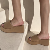 sandale compensée, sandale plateforme, sandale femme compensée, sandale été femme, sandale confortable, sandale tendance, sandale maroc, chaussures maroc femme, sandale chic été, sandale casual, sandale chunky, sandale plate femme, sandales confortables, sandale mode femme, sandale style zara, sandale bohème, sandale vacances, sandale daily wear, mules femme, mules tendance, sandale et mule femme, chaussures été femme
