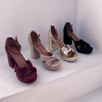 sandales à talons, sandales talon femme, sandales à talon carré, sandales à talon large, sandales à talon épais, sandales à talon haut, sandales à talon moyen, sandales confortables, sandales élégantes femme, sandales chic, sandales tendance, sandales été femme, sandales habillées, sandales minimalistes, sandales modernes, sandales ouvertes, sandales à brides, sandales bride cheville, sandales plateforme, sandales chunky talon, sandales fashion, sandales casual chic, sandales soirée, sandales style marocain